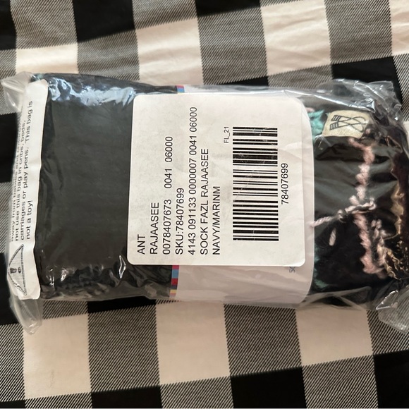 Navy FAZL Socks - Picture 12 of 15